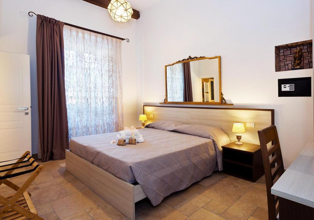 Casa Porta Marina Hotell Ventimiglia Eksteriør bilde